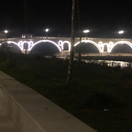 Dhimitri'S Guest House بيرات المظهر الخارجي الصورة