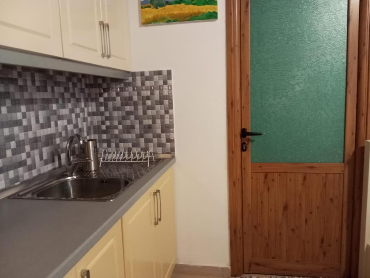 Dhimitri'S Guest House بيرات المظهر الخارجي الصورة