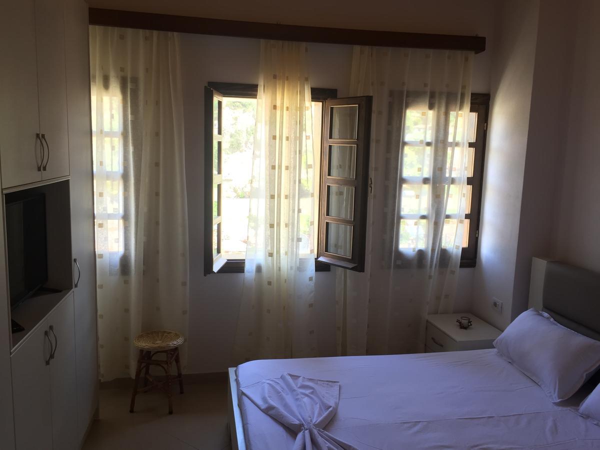 Dhimitri'S Guest House بيرات المظهر الخارجي الصورة