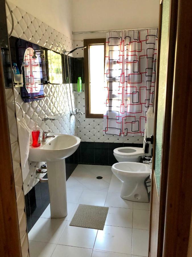 Dhimitri'S Guest House بيرات المظهر الخارجي الصورة